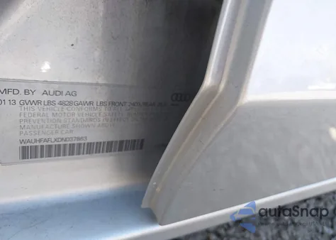 2013 Audi A4 2.0T Premium из США, поврежденный, VIN WAUHFAFLXDN037863